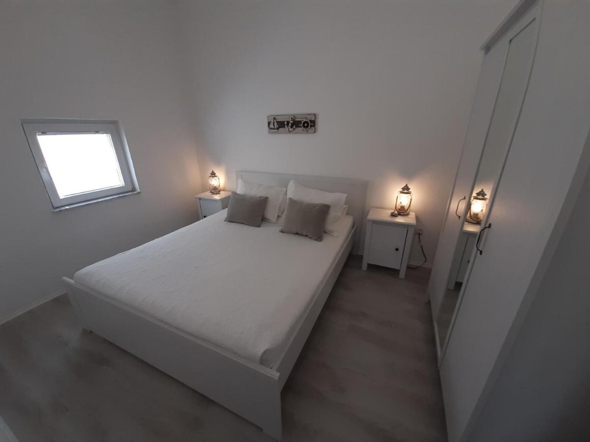Bella Apartments Vir