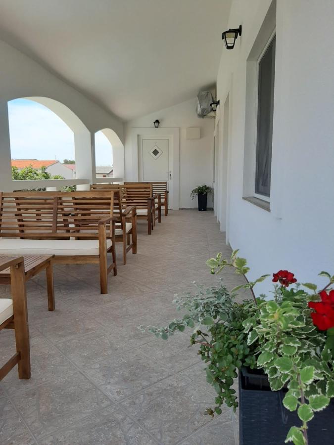 Bella Apartments Apartment Vir