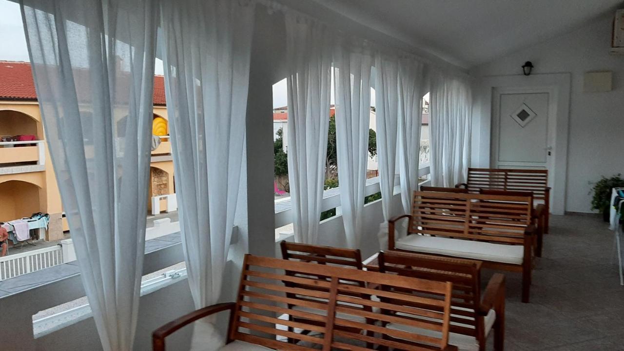 Apartment Bella Apartments Vir
