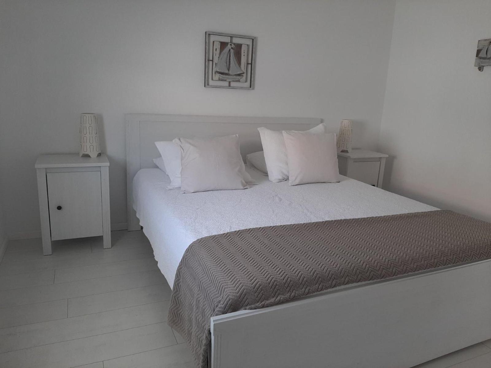 Bella Apartments * Vir