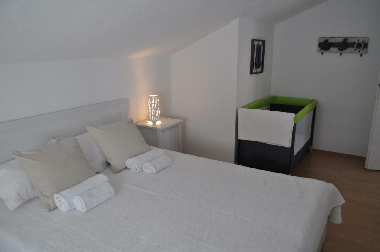 Bella Apartments * Vir